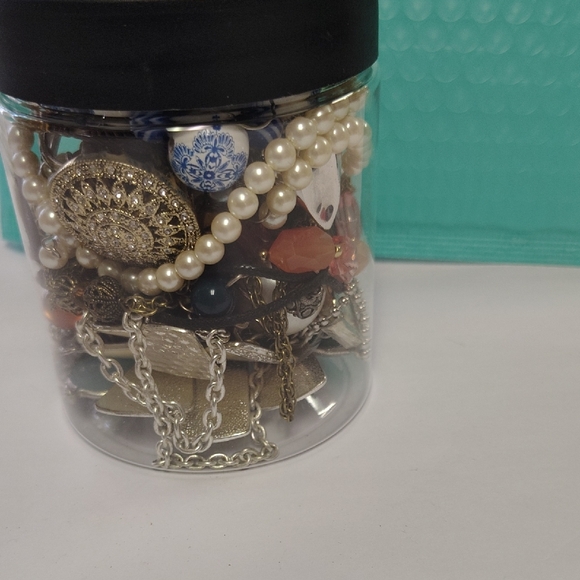 Mystery Jewelry Jar #70 - Picture 6 of 6